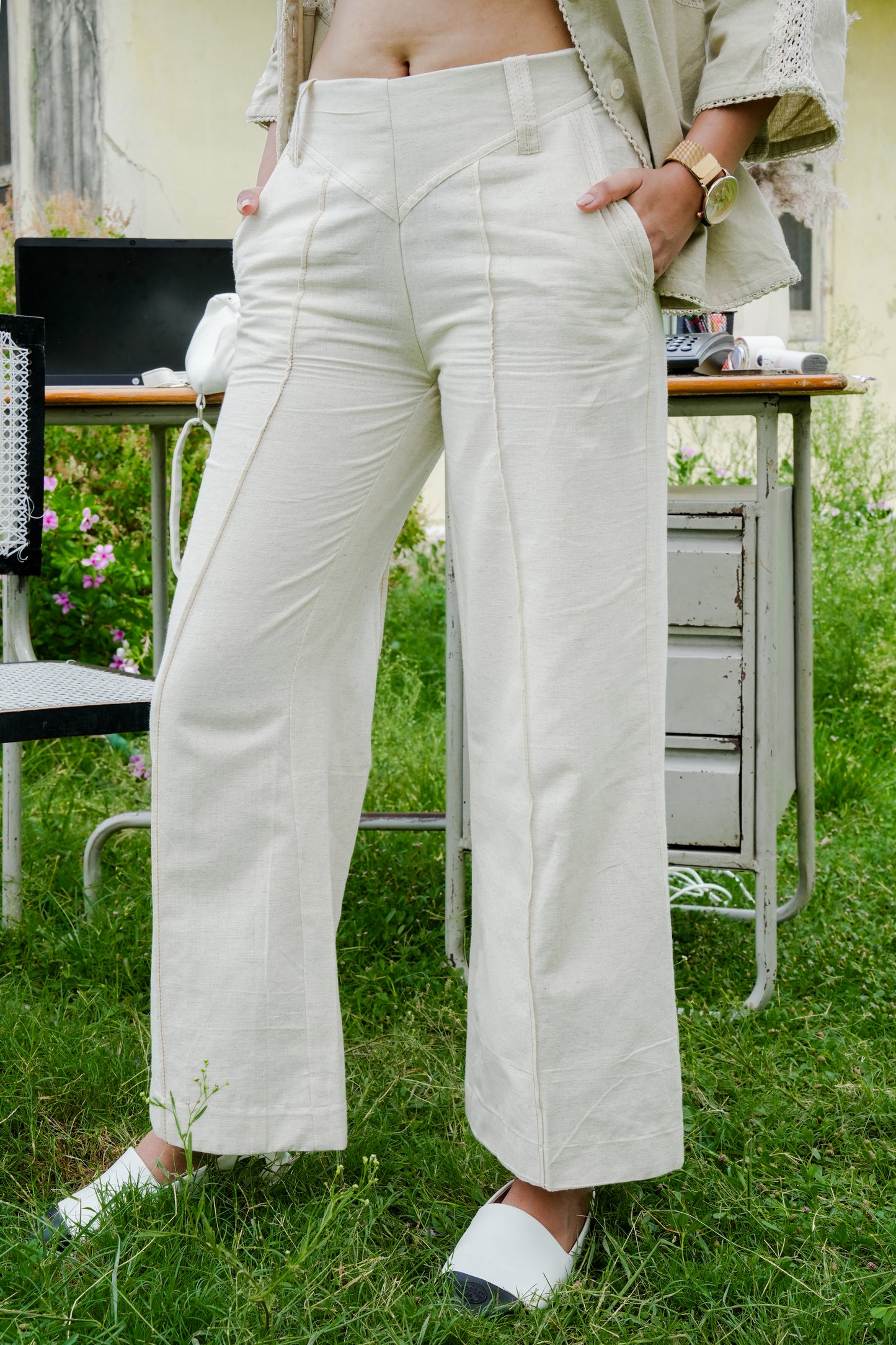 NOMAD SEAM TROUSERS