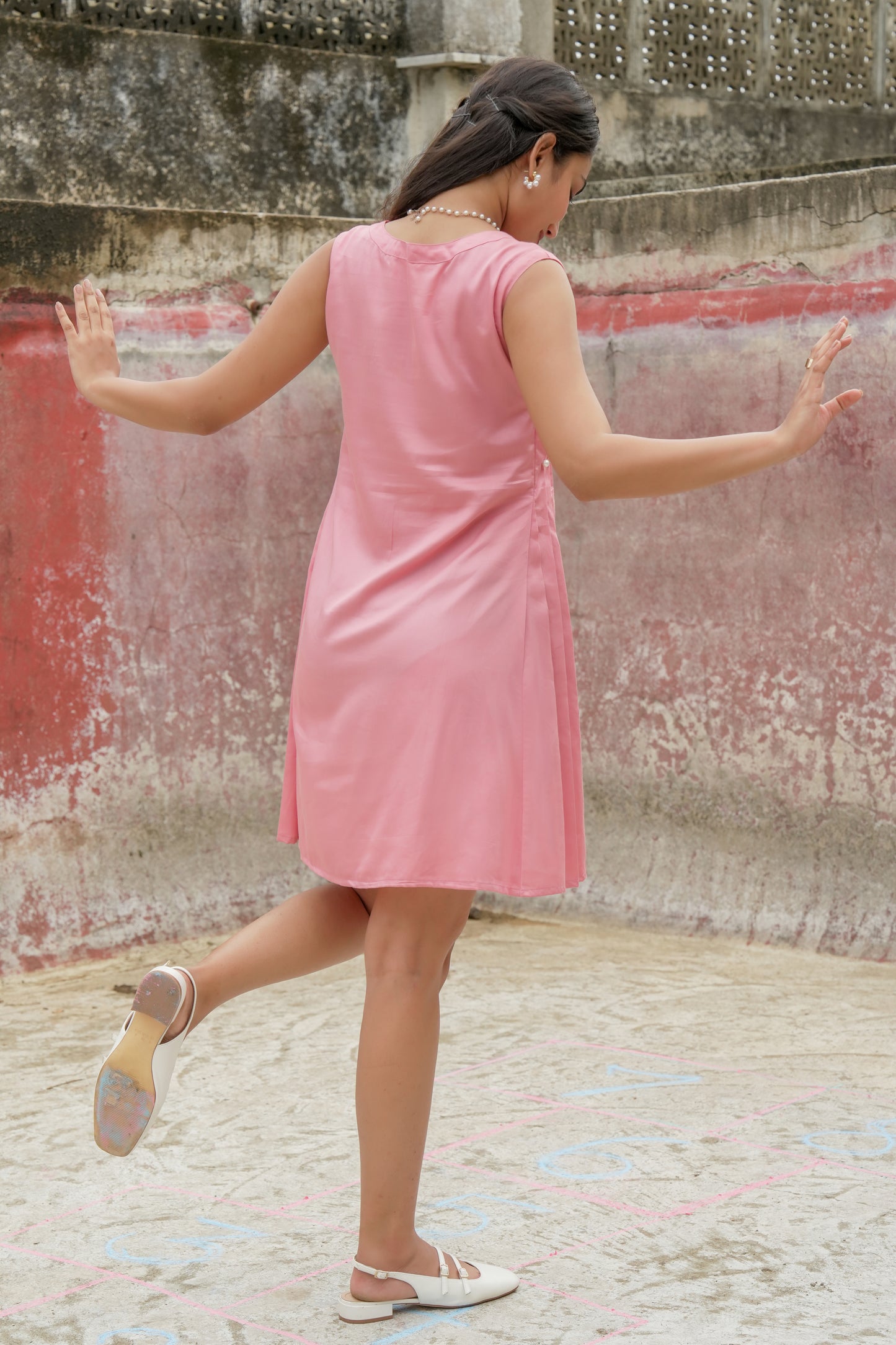 PEARL WHIMSY PLEATED DRESS