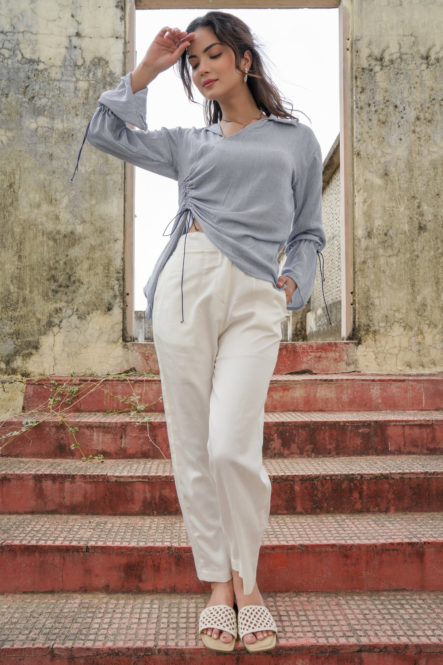 CLOUDLINE DRAWSTING TOP