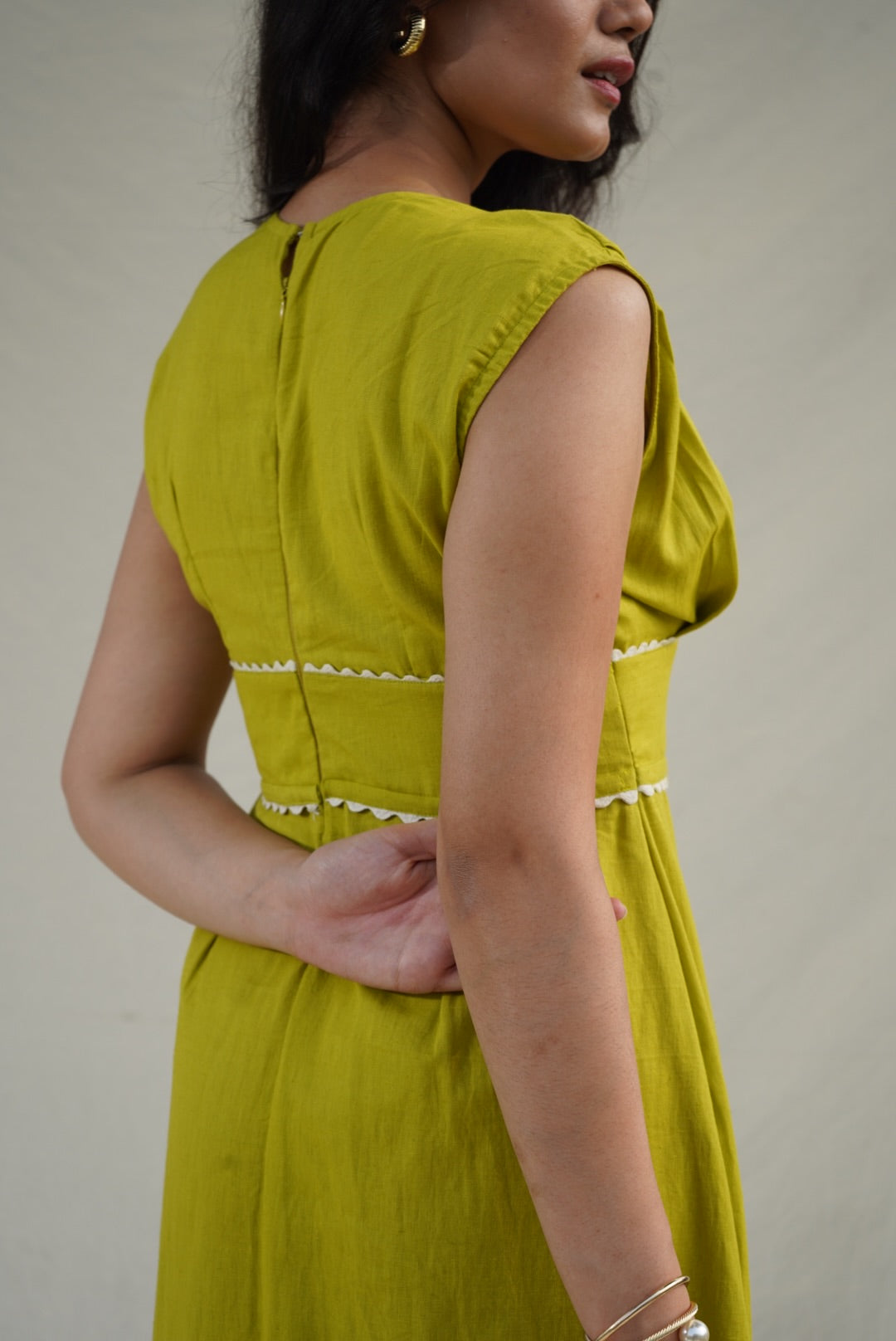 ARIA PLEAT MAXI DRESS
